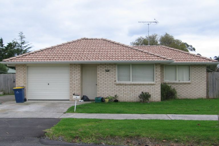 Photo of property in 2a Knox Road, Swanson, Auckland, 0612