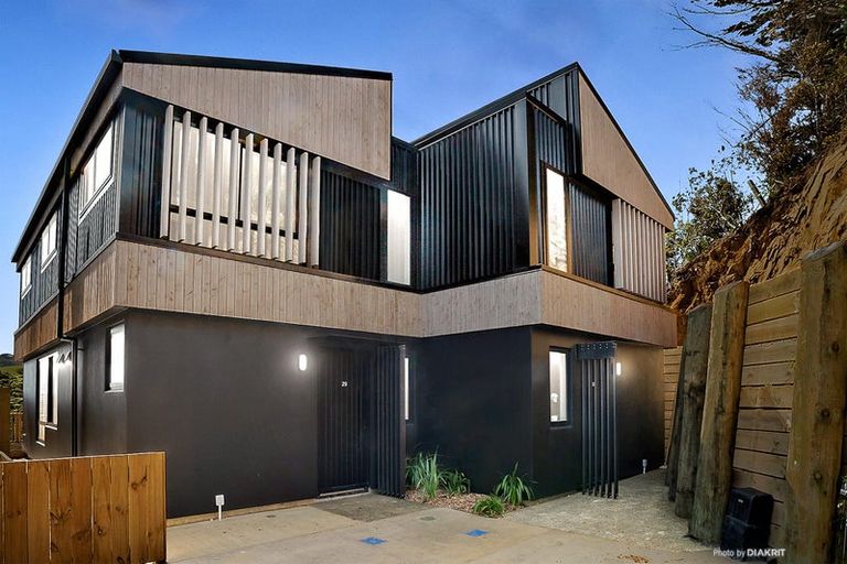 Photo of property in 27/6u Bushland Grove, Paparangi, Wellington, 6037