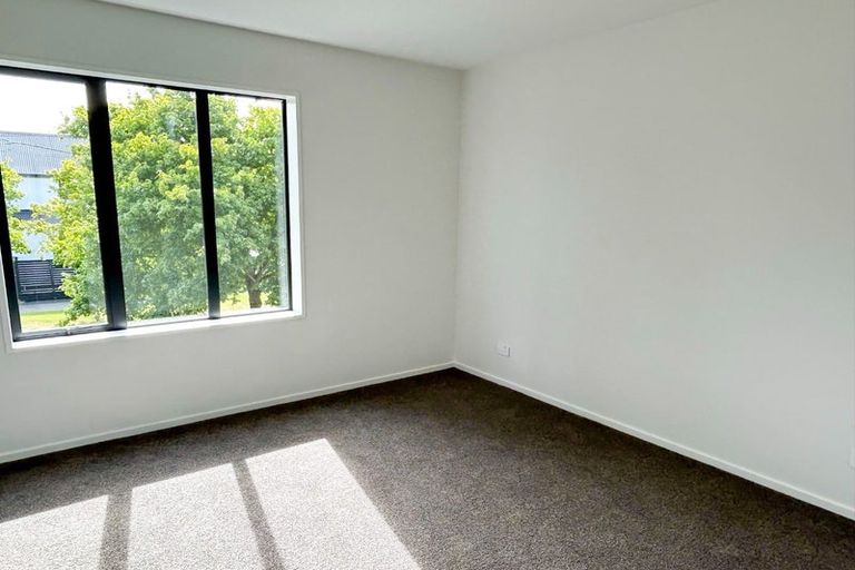 Photo of property in 2/4 Mcleod Street, Richmond, Christchurch, 8013