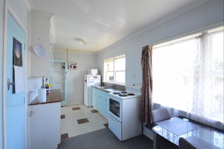Photo of property in 1 Sherwood Place, Levin, 5510