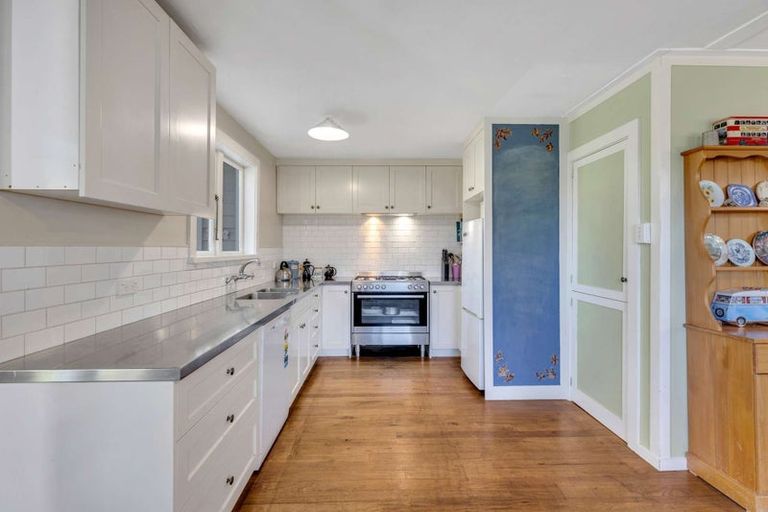 Photo of property in 121 Barracks Road, Oxford, 7430