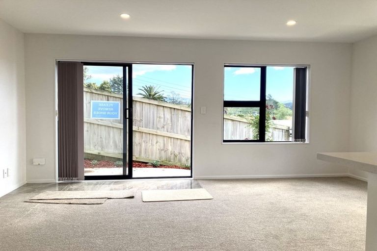 Photo of property in 206c Henderson Valley Road, Henderson, Auckland, 0612