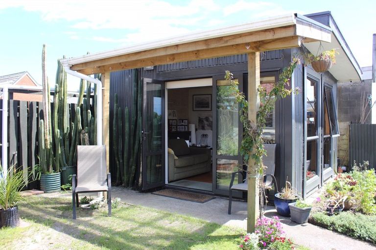 Photo of property in 144 Queen Street, Westport, 7825