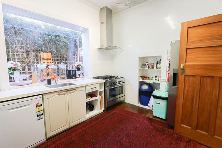 Photo of property in 5 Campbell Street, Maori Hill, Timaru, 7910