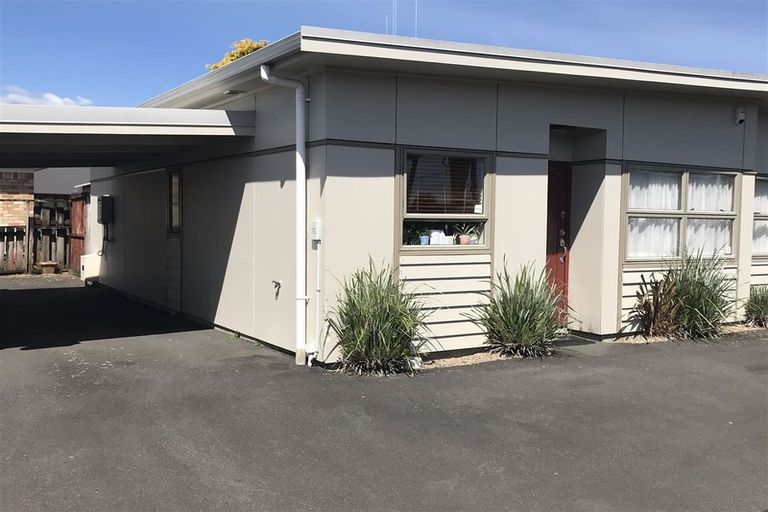 Photo of property in 8b Ford Street, Hamilton East, Hamilton, 3216