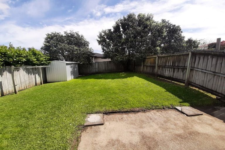 Photo of property in 45 Kittiwake Drive, Schnapper Rock, Auckland, 0632