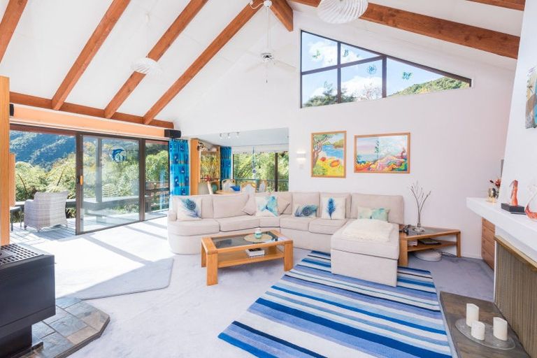 Photo of property in 259 Queen Charlotte Drive, Havelock, 7281