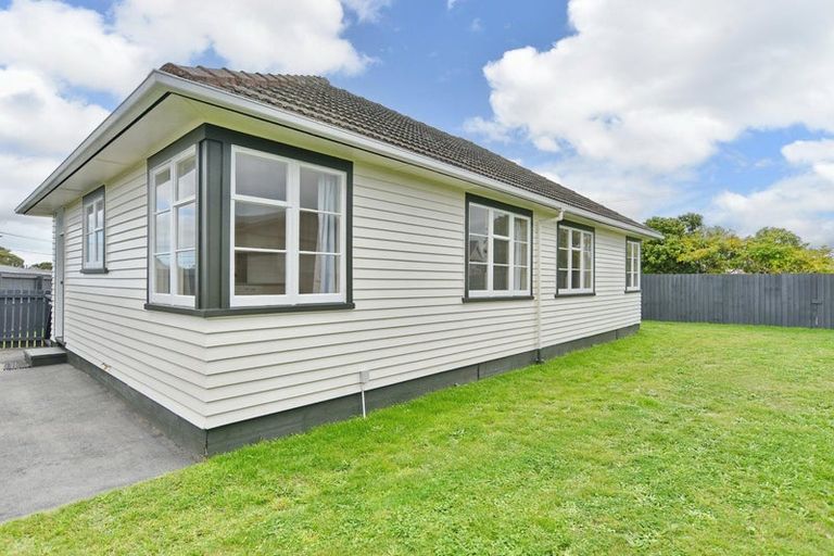 Photo of property in 81 Rowan Avenue, Aranui, Christchurch, 8061