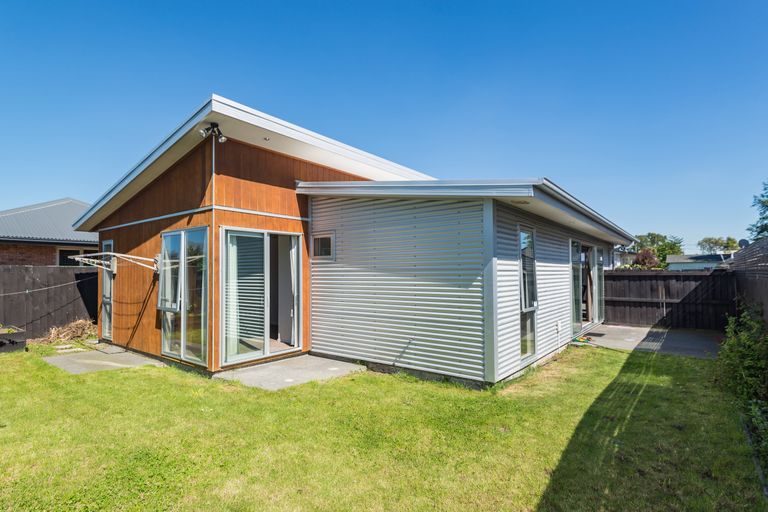 Photo of property in 42a Chelsea Street, Linwood, Christchurch, 8062