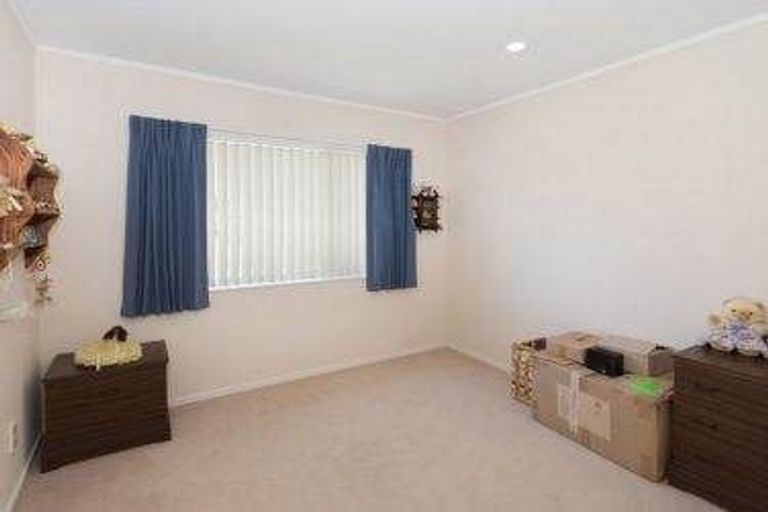 Photo of property in 4 Margarita Rise, Pukekohe, 2120