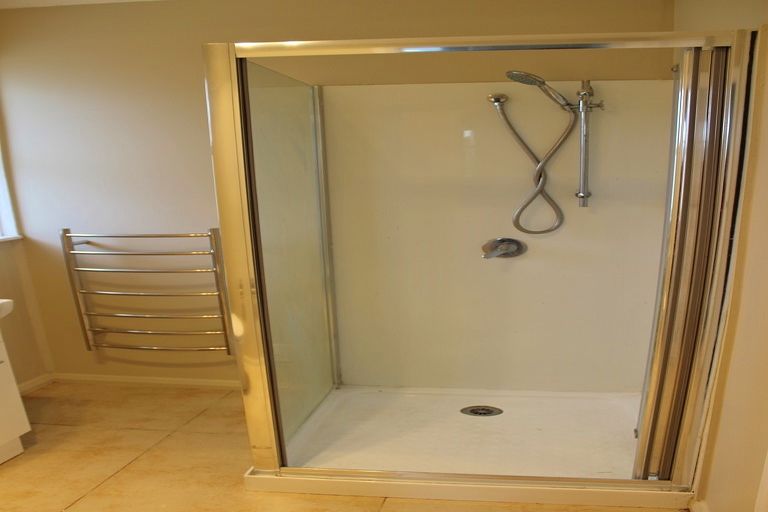 Photo of property in 52 Churchill Avenue, Manurewa, Auckland, 2102