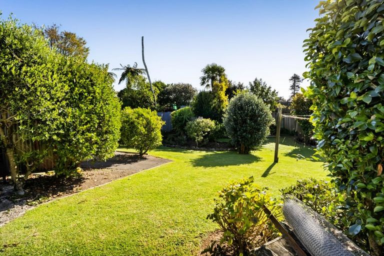 Photo of property in 6 Mahoe Street, Strandon, New Plymouth, 4312