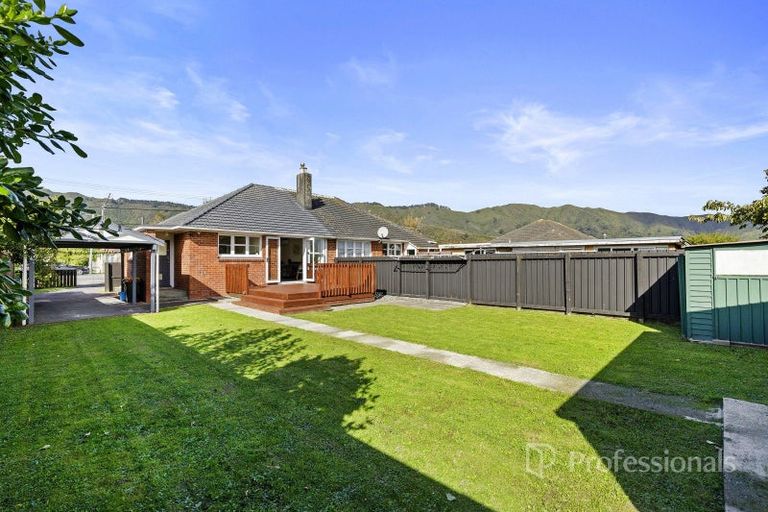 Photo of property in 257 Naenae Road, Naenae, Lower Hutt, 5011