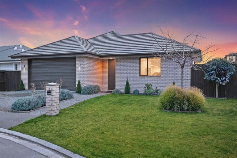 Photo of property in 8 Kakapo Place, Rolleston, 7614