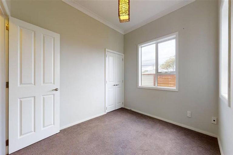 Photo of property in 30 South Street, Petone, Lower Hutt, 5012