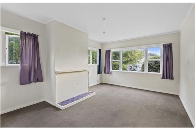 Photo of property in 5 Tara Street, Riccarton, Christchurch, 8041