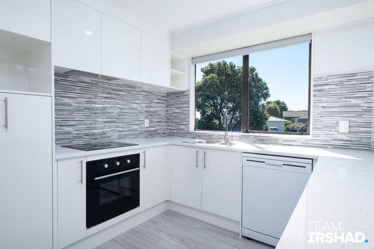 Photo of property in 176 Finlayson Avenue, Clendon Park, Auckland, 2103