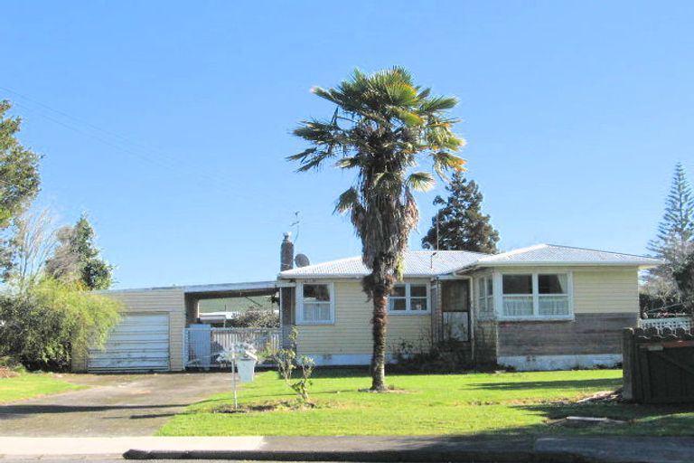 Photo of property in 92 Cargill Street, Papakura, 2110