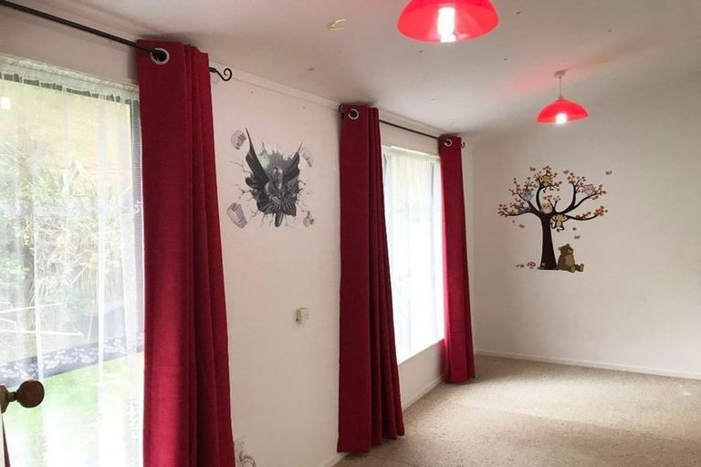 Photo of property in 3 Hazlewood Avenue, Karori, Wellington, 6012