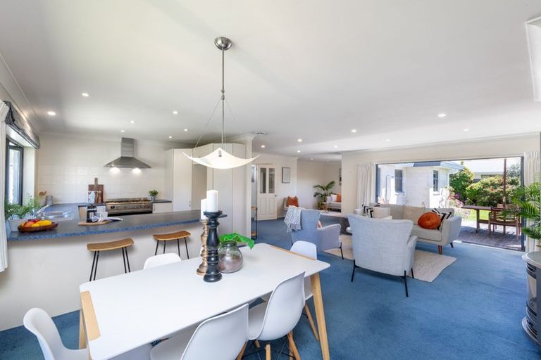 Photo of property in 9a Collingwood Street, Waterloo, Lower Hutt, 5011