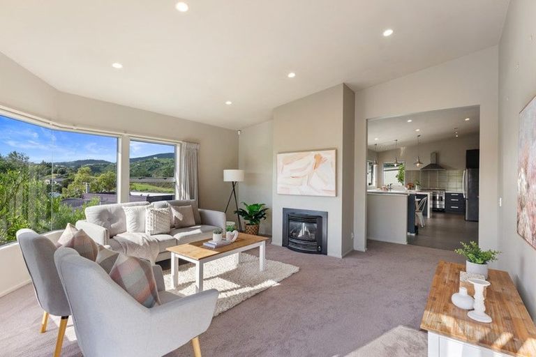 Photo of property in 14 Charlotte Way, Raumati South, Paraparaumu, 5032