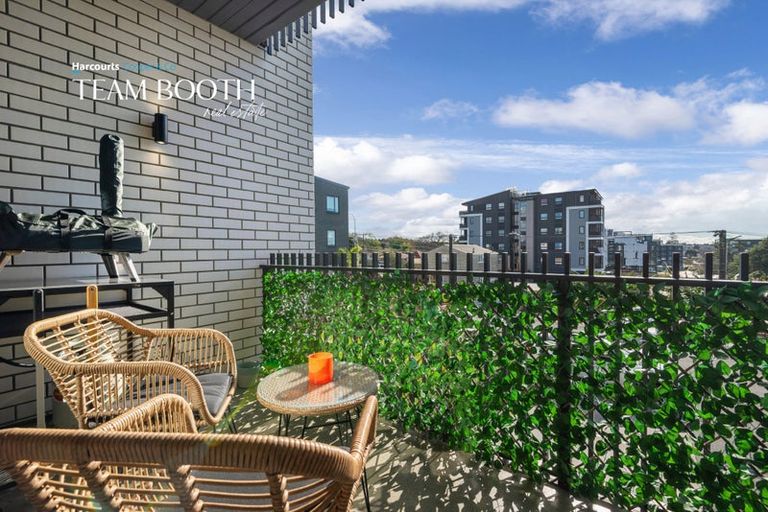 Photo of property in 109/165 Lake Road, Northcote, Auckland, 0627