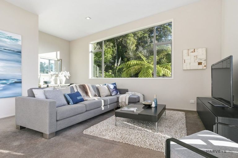 Photo of property in 188 Scenic Drive, Titirangi, Auckland, 0604