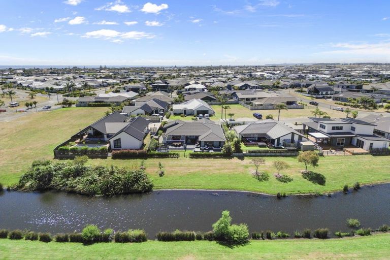 Photo of property in 9 Senecio Way, Papamoa Beach, Papamoa, 3118
