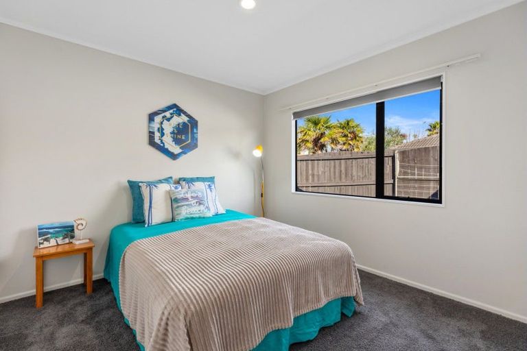 Photo of property in 38 Katerini Grove, Papamoa Beach, Papamoa, 3118
