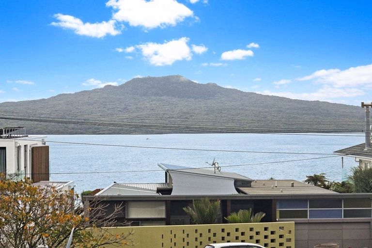 Photo of property in 48a Merani Street, Belmont, Auckland, 0622