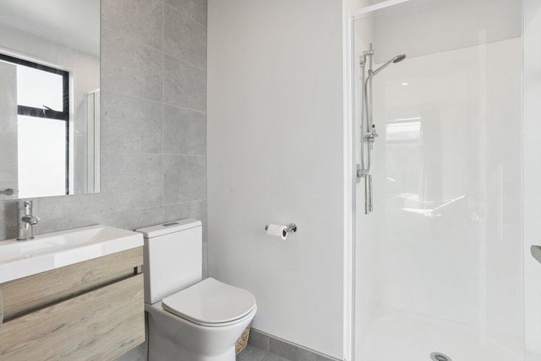 Photo of property in 1/8 New Brighton Road, Shirley, Christchurch, 8061