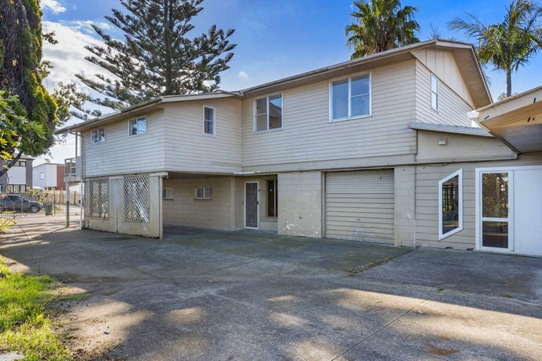 Photo of property in 9 Hardie Street, Mangere East, Auckland, 2024
