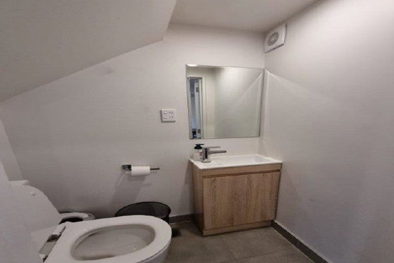 Photo of property in 53 Morihana Close, Glen Eden, Auckland, 0602