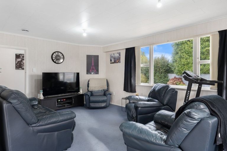 Photo of property in 2 Surrey Street, Stratford, 4332