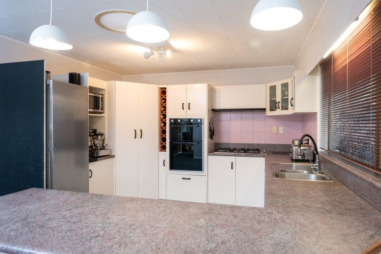 Photo of property in 78 Milton Road, Bluff Hill, Napier, 4110