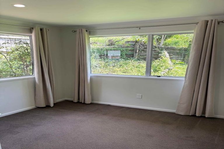 Photo of property in 37a Regency Place, Sunnynook, Auckland, 0632