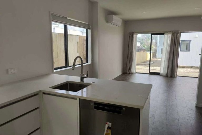 Photo of property in 9/16 William Roberts Road, Pakuranga, Auckland, 2010