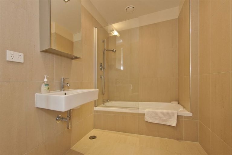 Photo of property in 303/1u Victoria Street, Whitianga, 3510