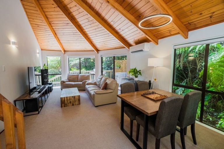 Photo of property in 107 Wirihana Road, Titirangi, Auckland, 0604
