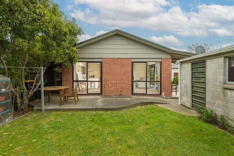 Photo of property in 93b Kippenberger Avenue, Rangiora, 7400