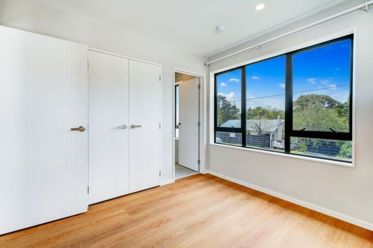 Photo of property in 25 Withers Road, Glen Eden, Auckland, 0602