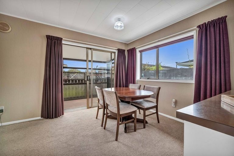 Photo of property in 30b Tukapa Street, Westown, New Plymouth, 4310