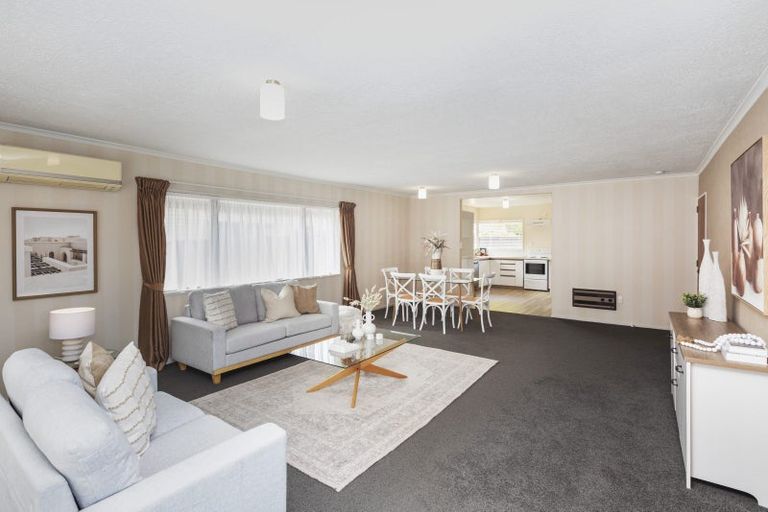 Photo of property in 5 Chokebore Place, Sockburn, Christchurch, 8042