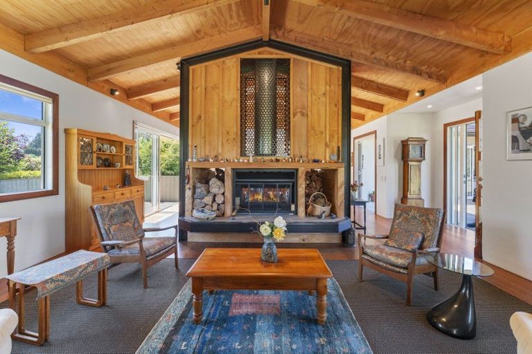 Photo of property in 2/154 Mapara Road, Acacia Bay, Taupo, 3385