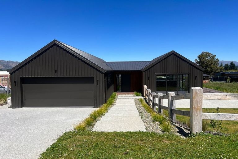 Photo of property in Cemetery Road, Lake Hawea, 9382