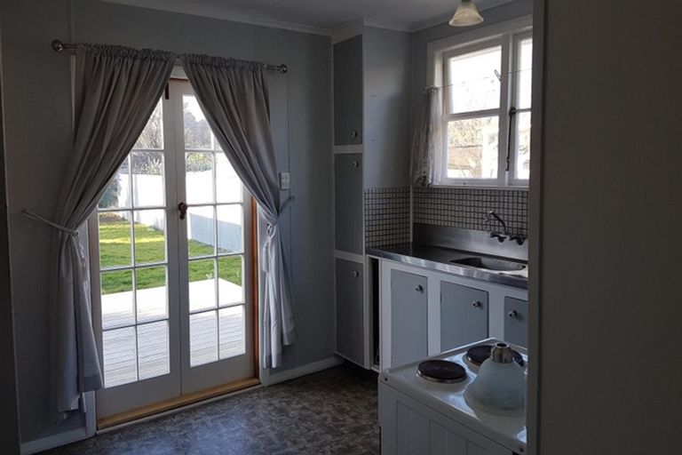 Photo of property in 24 Bibby Street, Waipawa, 4210