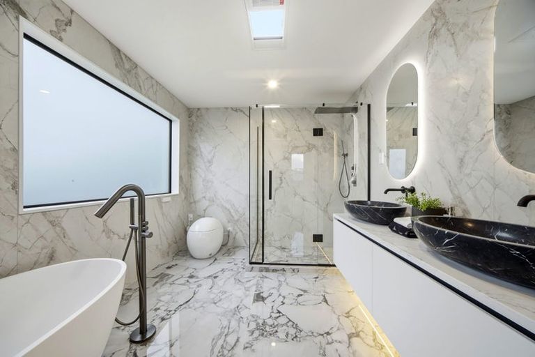 Photo of property in 28 Streamview Way, Long Bay, 0792