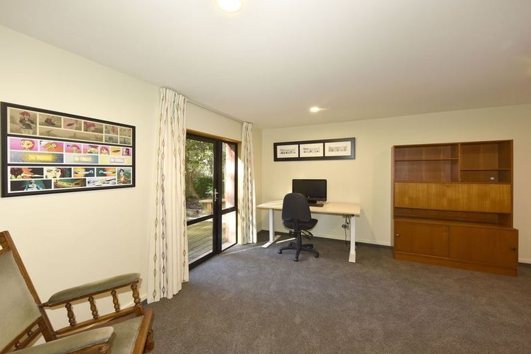 Photo of property in 12 Overdale Drive, Cashmere, Christchurch, 8022