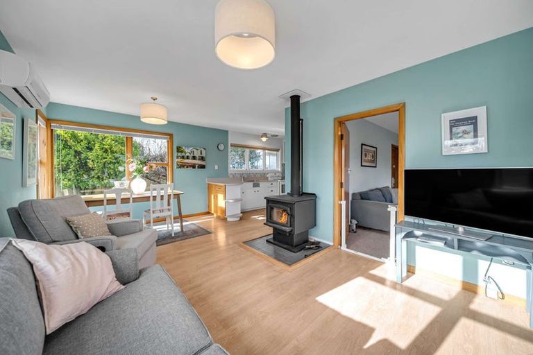 Photo of property in 17 Courage Road, Amberley, 7410