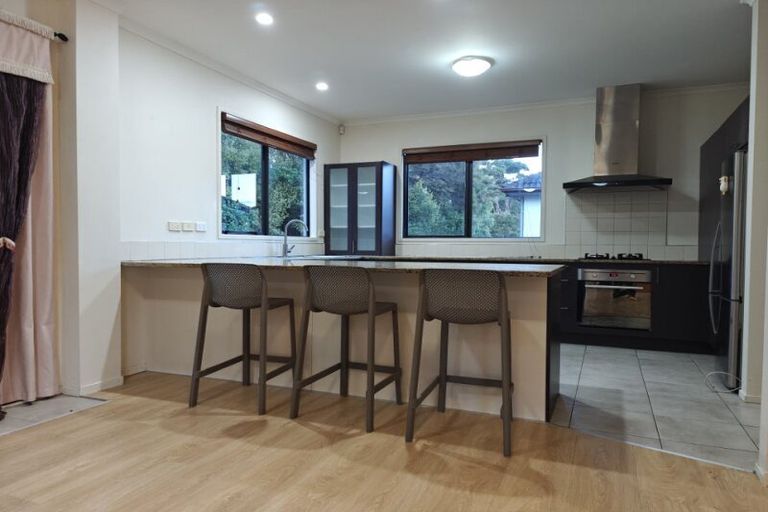 Photo of property in 36 Greenbough Lane, Greenhithe, Auckland, 0632